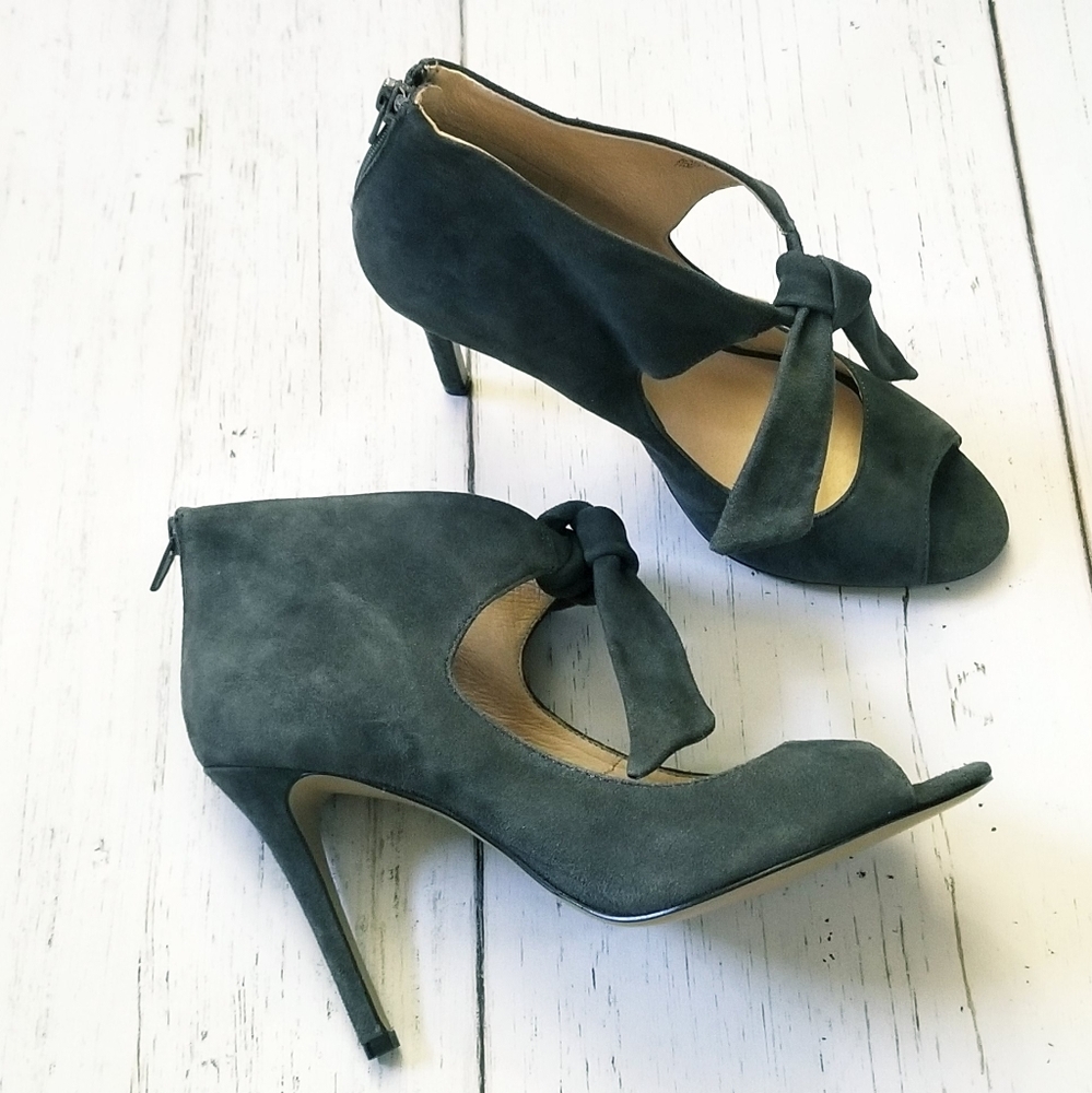 Gray Leather/ Suede Ankle Tie High Heels 7.5
